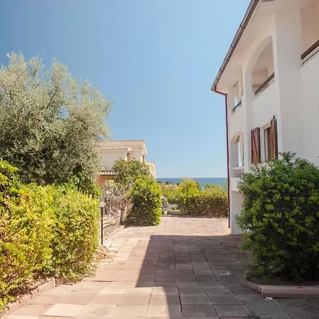 Vista Mare 아파트 사로크